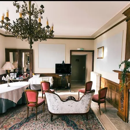 Eisenhower, Vue Mont St Michel, Avec Balcon Bed & Breakfast *